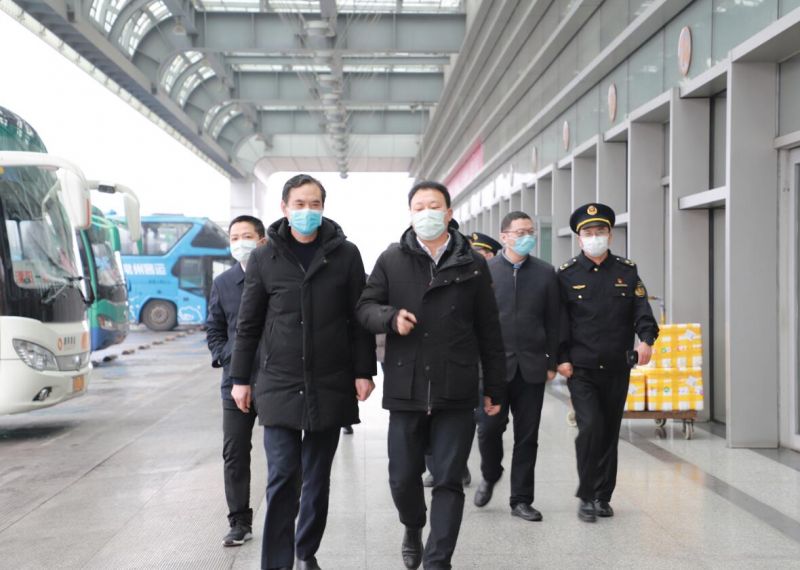 局領導至常州汽車站開展節(jié)前一線服務窗口走訪和安全、防疫督查
